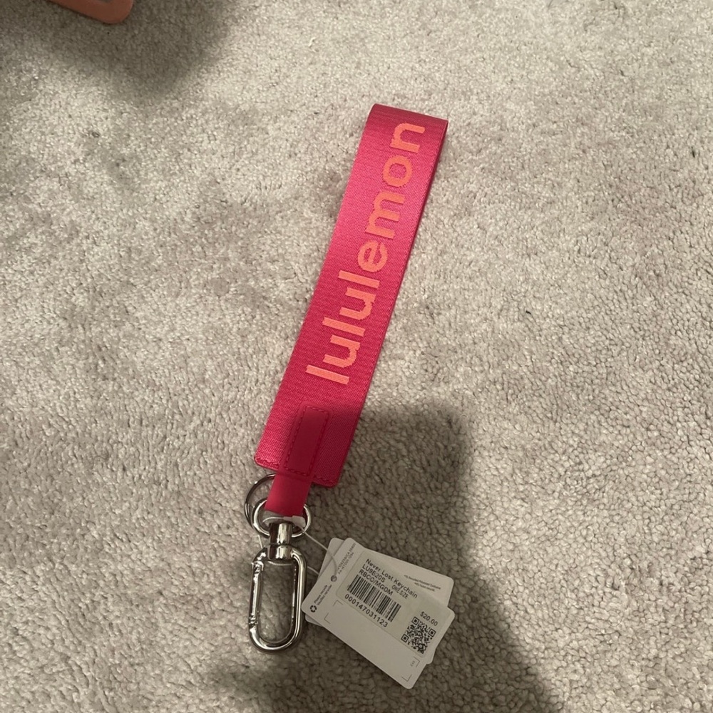 Lululemon Never Lost Keychain Raspberry Coulis/Mango Dream NWT